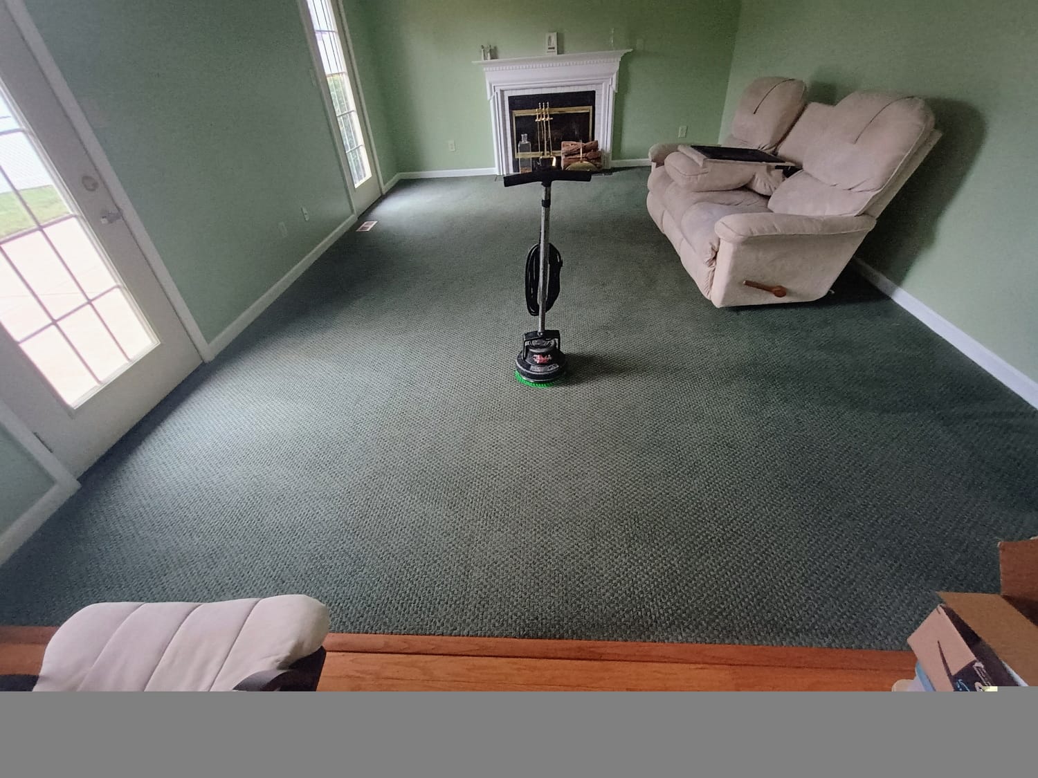 Deep carpet cleaning